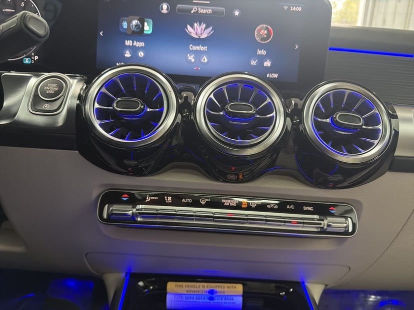2026 Mercedes-Benz GLB - Image 35