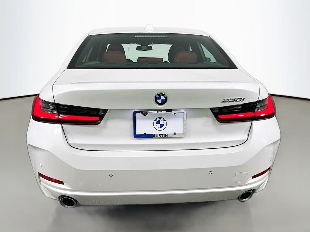 2026 BMW 3 Series - Image 6