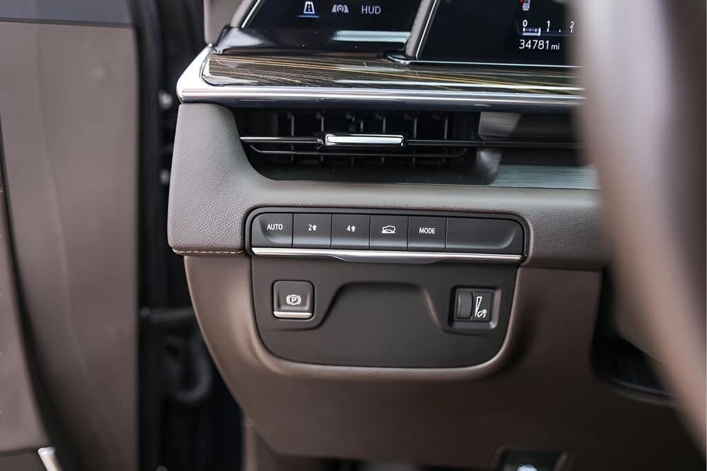 2021 Cadillac Escalade ESV - Image 18