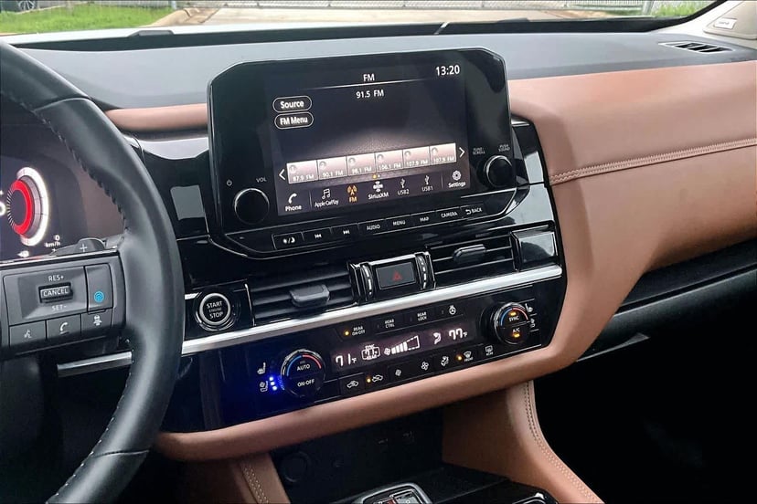 2023 Nissan Pathfinder - Image 7