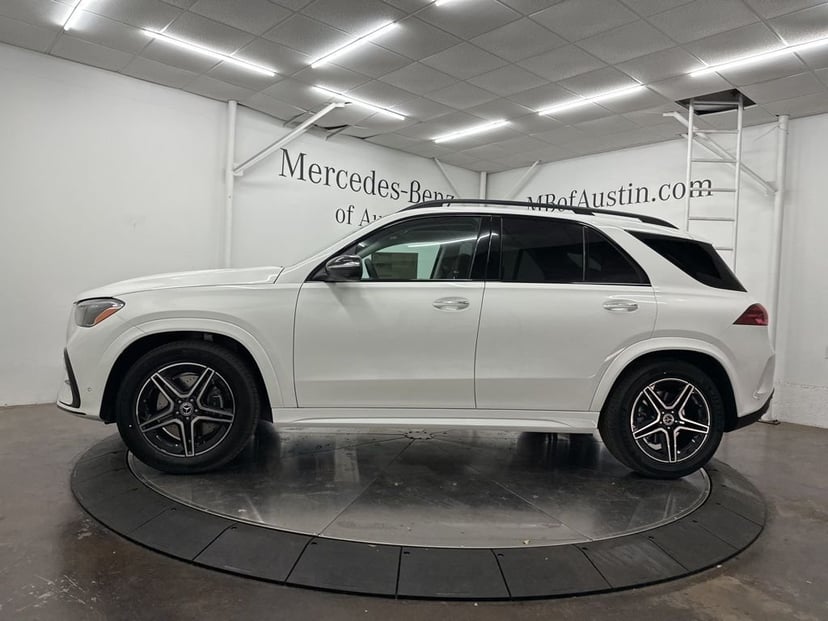 2026 Mercedes-Benz GLE - Image 1