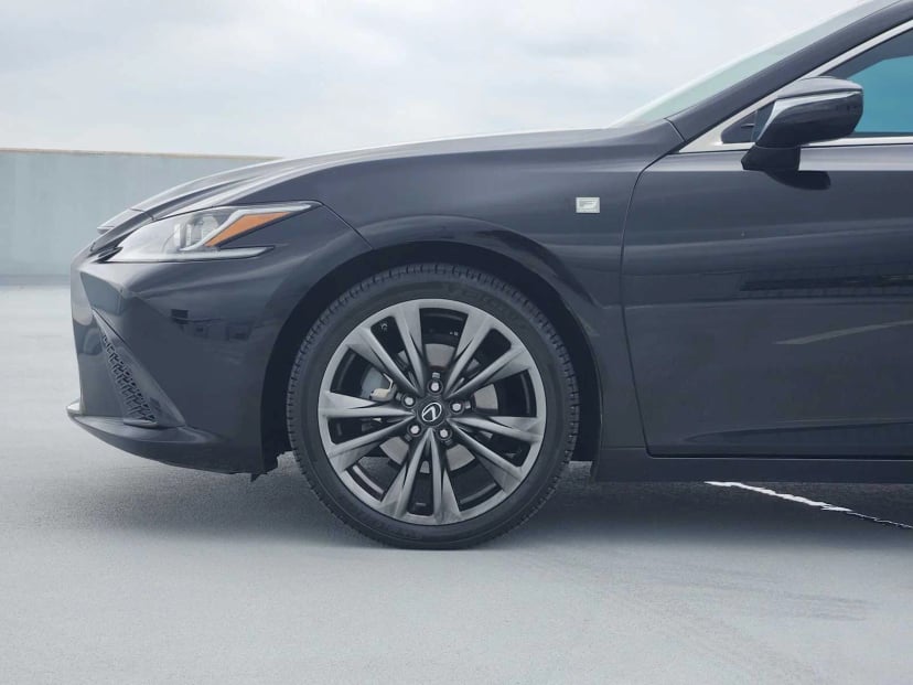 2021 Lexus ES 350 - Image 9