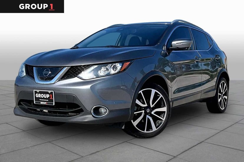 2017 Nissan Rogue Sport - Image 1