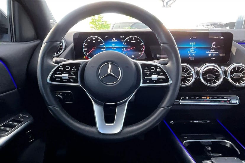 2023 Mercedes-Benz GLA 250 - Image 5