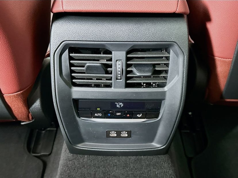 2026 BMW i4 - Image 18