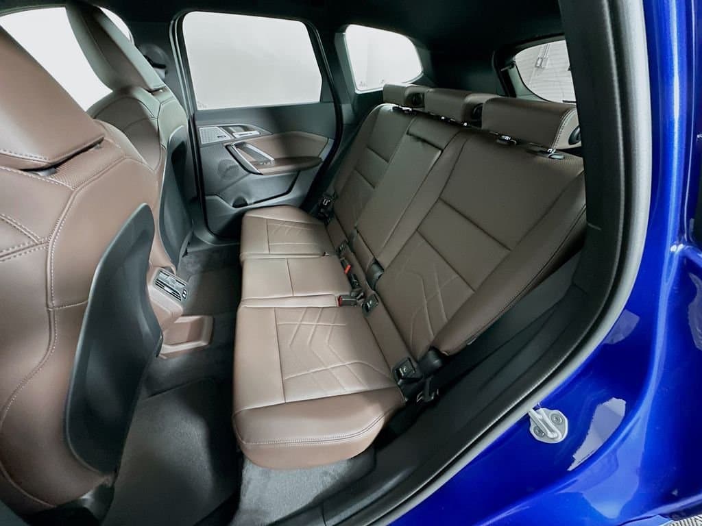 2025 BMW X1 - Image 17