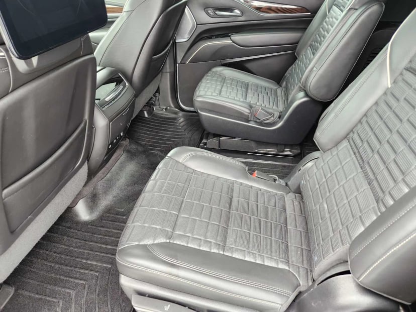 2022 Cadillac Escalade ESV - Image 29