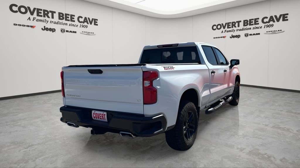 2025 Chevrolet Silverado 1500 - Image 9