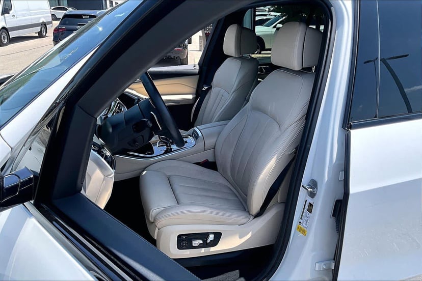 2022 BMW X5 sDrive40i - Image 8