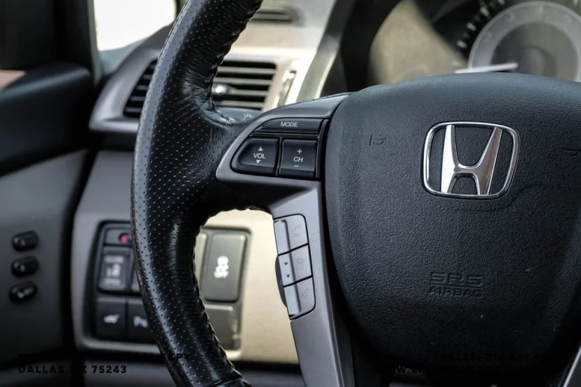 2017 Honda Odyssey - Image 18