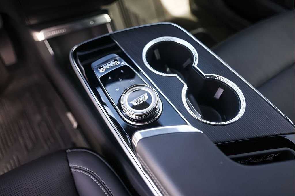 2025 Cadillac LYRIQ - Image 21