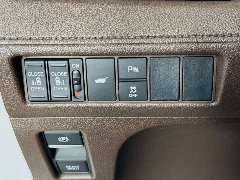 2026 Honda Odyssey - Image 14