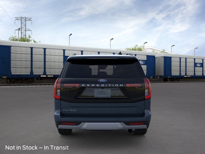 2026 Ford Expedition - Image 18