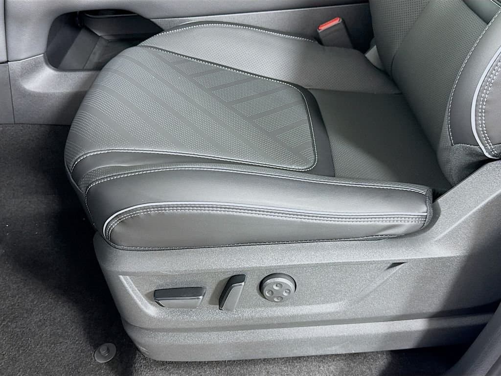 2026 INFINITI QX80 - Image 24