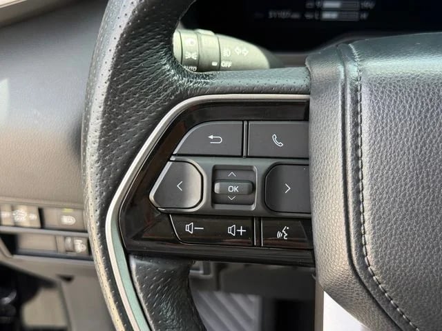 2023 Toyota Tundra Hybrid - Image 17