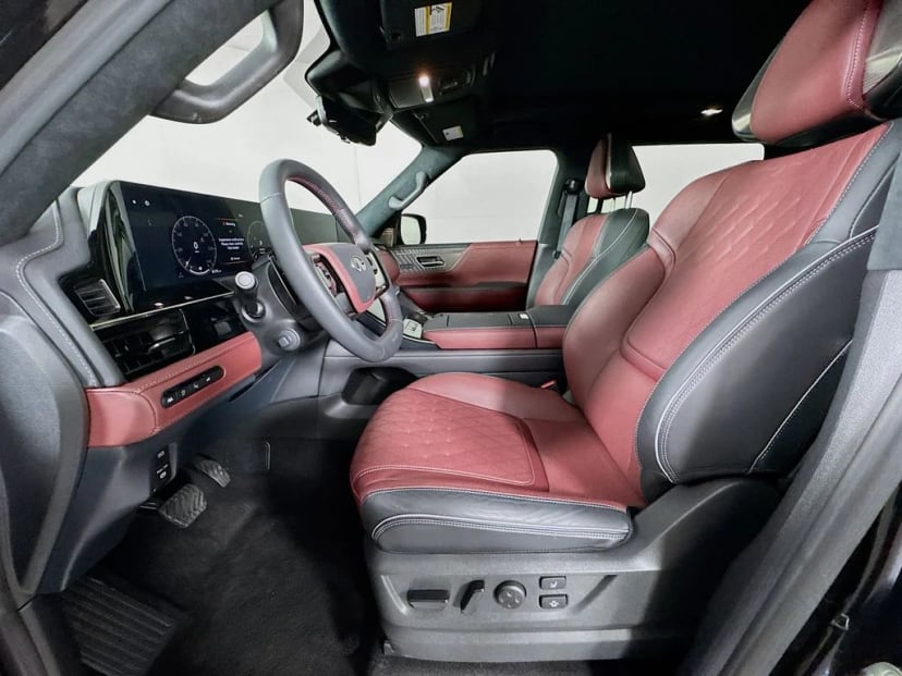 2026 INFINITI QX80 - Image 23