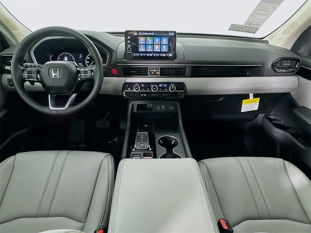 2025 HONDA Pilot - Image 31