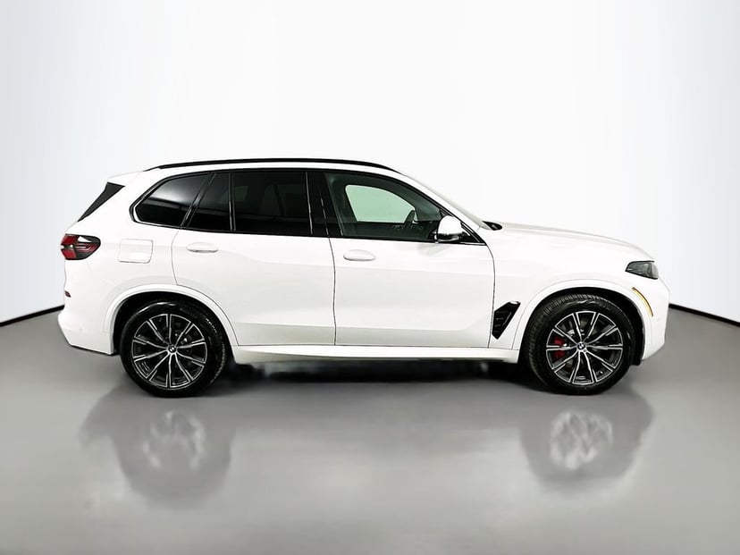 2026 BMW X5 - Image 4
