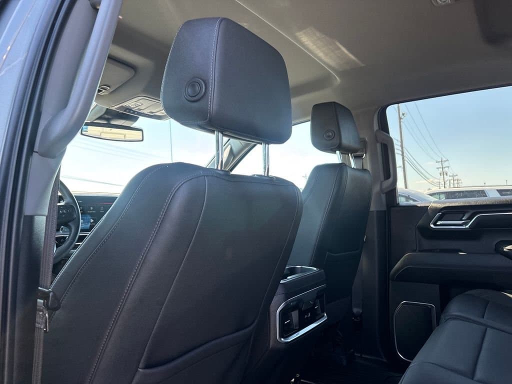 2023 GMC Sierra 1500 - Image 22