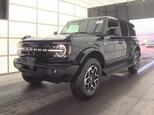 2025 Ford Bronco - Image 1