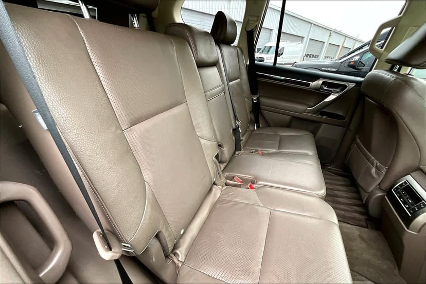 2015 Lexus GX 460 - Image 18