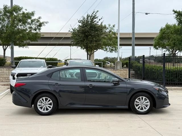 2026 Toyota Camry - Image 4