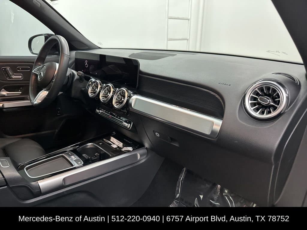 2025 MERCEDES-BENZ GLB - Image 25