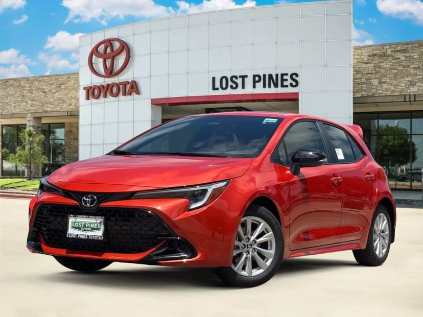 2026 Toyota Corolla Hatchback - Image 2