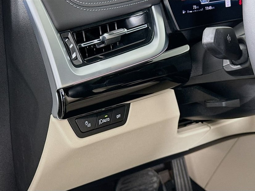 2023 BMW X1 - Image 10