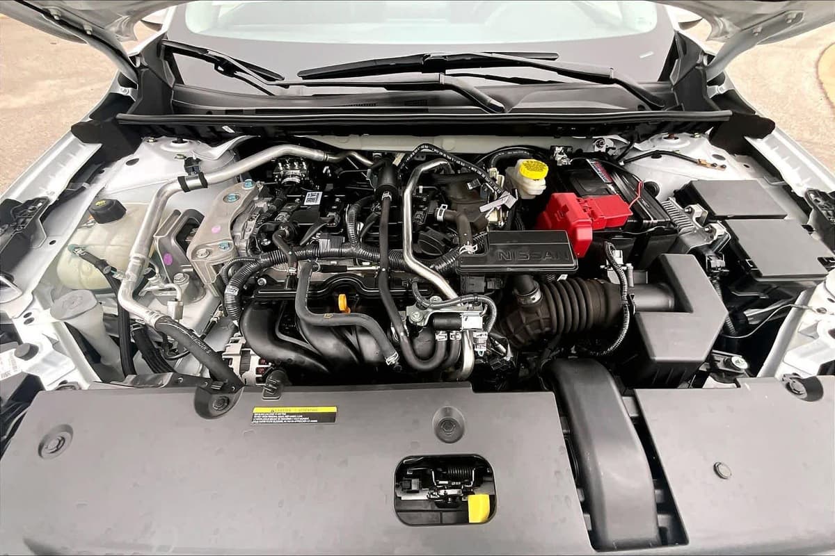 2025 Nissan Sentra - Image 31