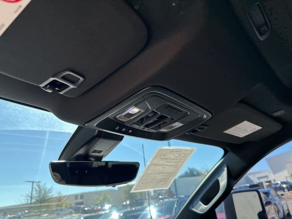 2021 Chevrolet Silverado 3500HD - Image 37