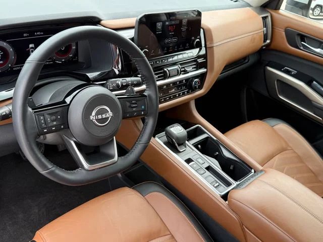 2023 Nissan Pathfinder - Image 9