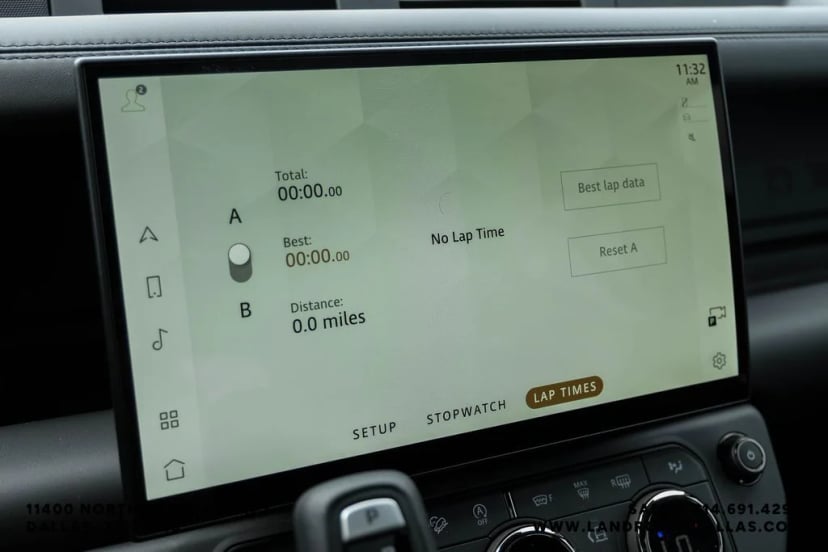2026 Land Rover Defender 110 - Image 30