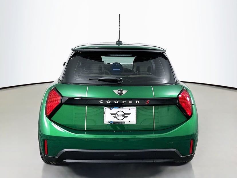 2026 MINI 2 Door - Image 5