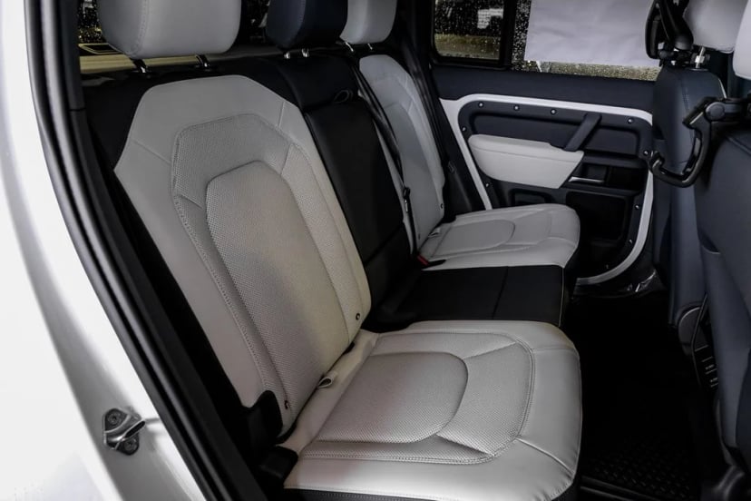 2026 Land Rover Defender 110 - Image 23