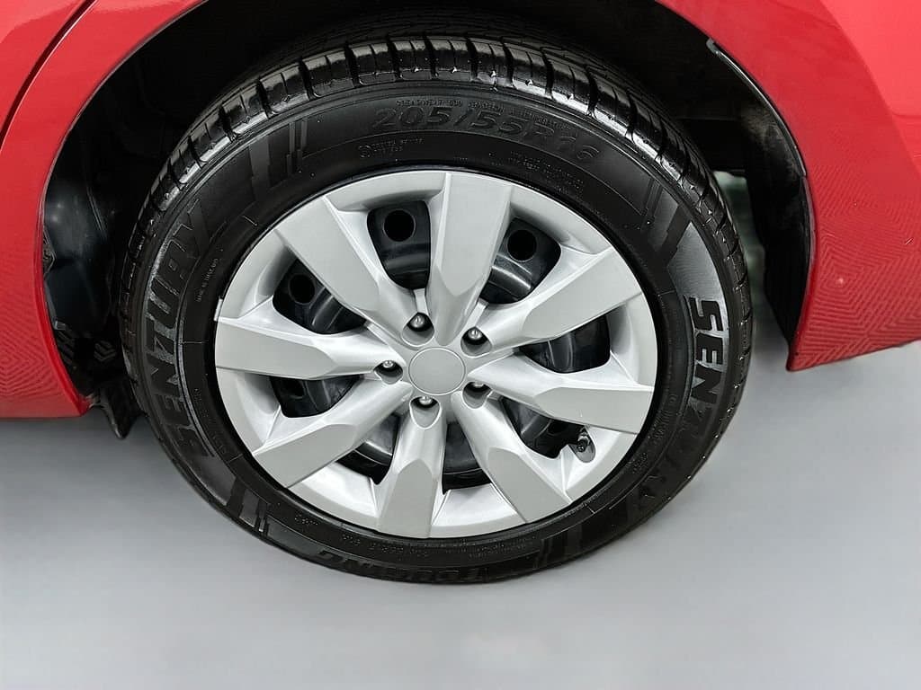 2016 Toyota Corolla - Image 28