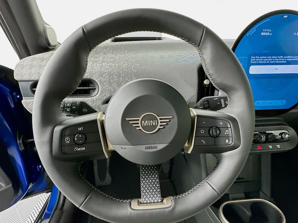 2025 MINI COOPER - Image 11