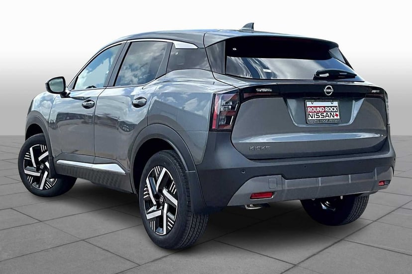 2025 Nissan Kicks - Image 7