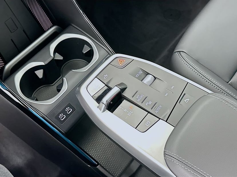 2025 BMW X1 - Image 16