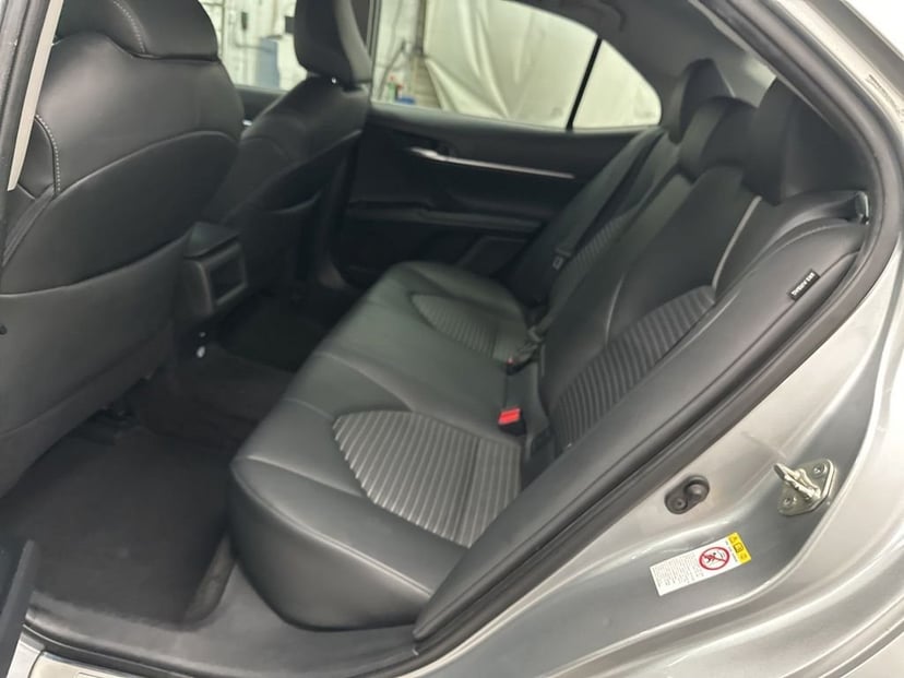2018 Toyota Camry - Image 23