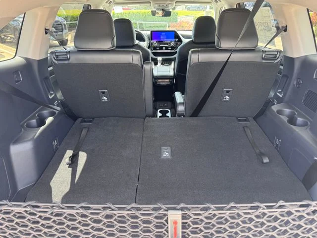 2026 Toyota Highlander Hybrid - Image 23