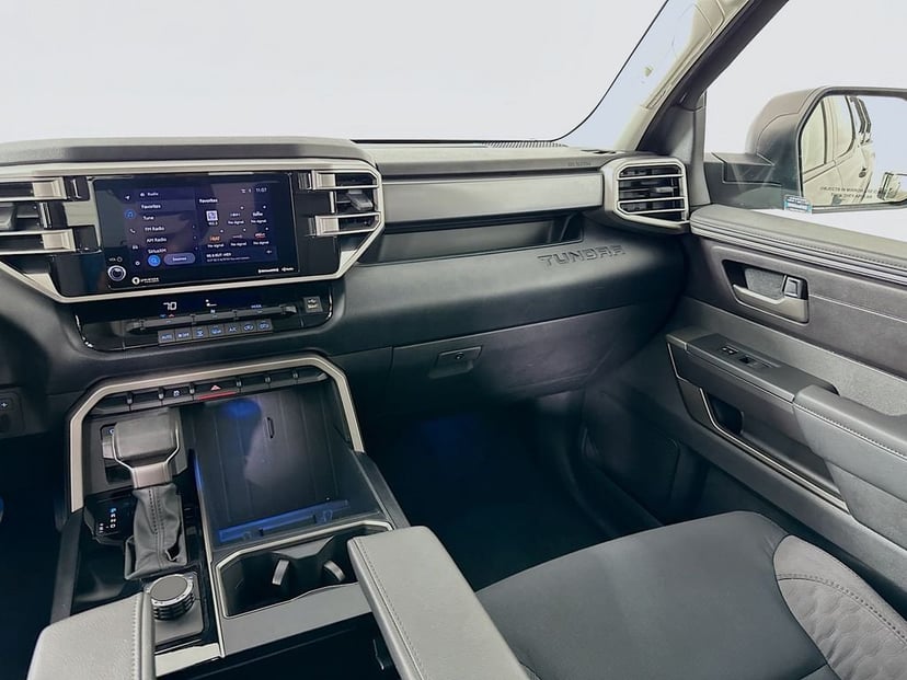 2024 Toyota Tundra - Image 22