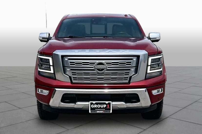 2021 Nissan Titan - Image 2