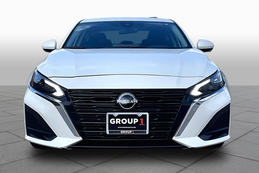 2024 Nissan Altima - Image 4