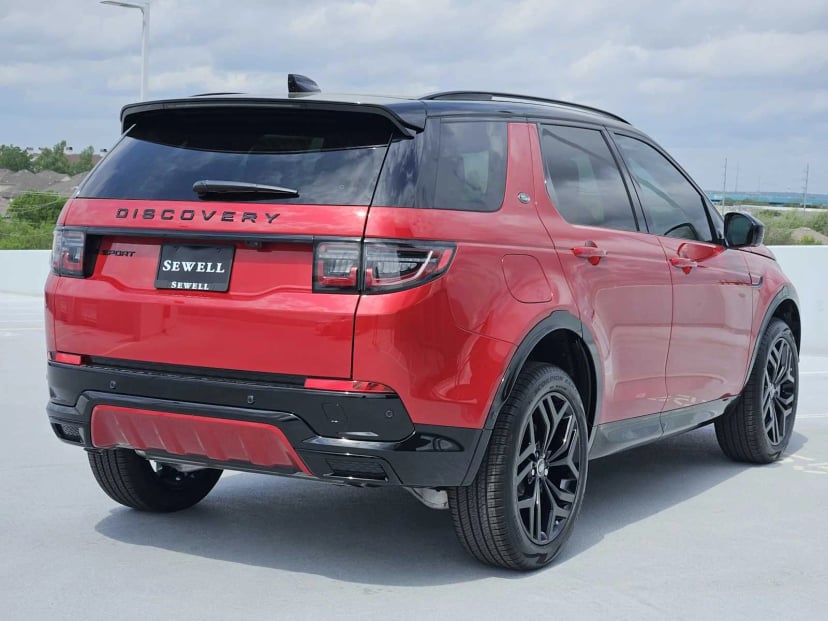 2026 LAND ROVER Discovery Sport - Image 4
