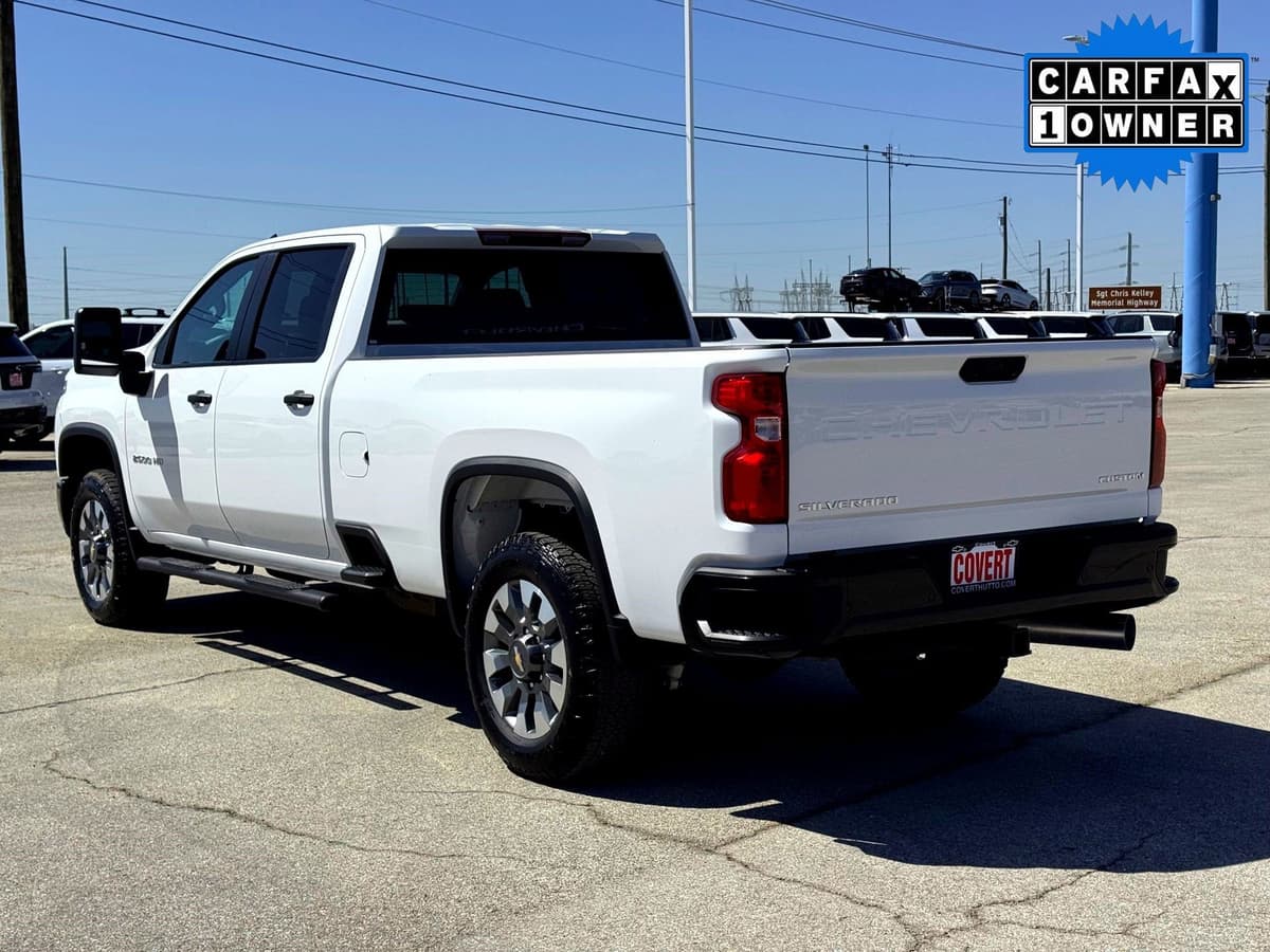 2025 Chevrolet Silverado 2500Hd - Image 9