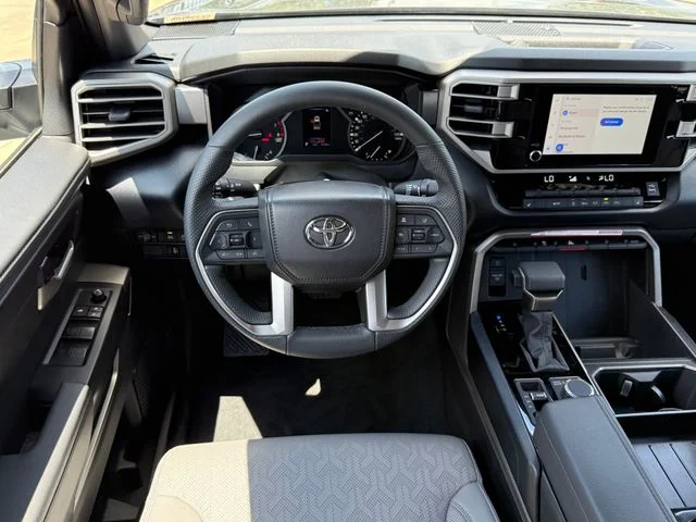 2025 Toyota Tundra - Image 23