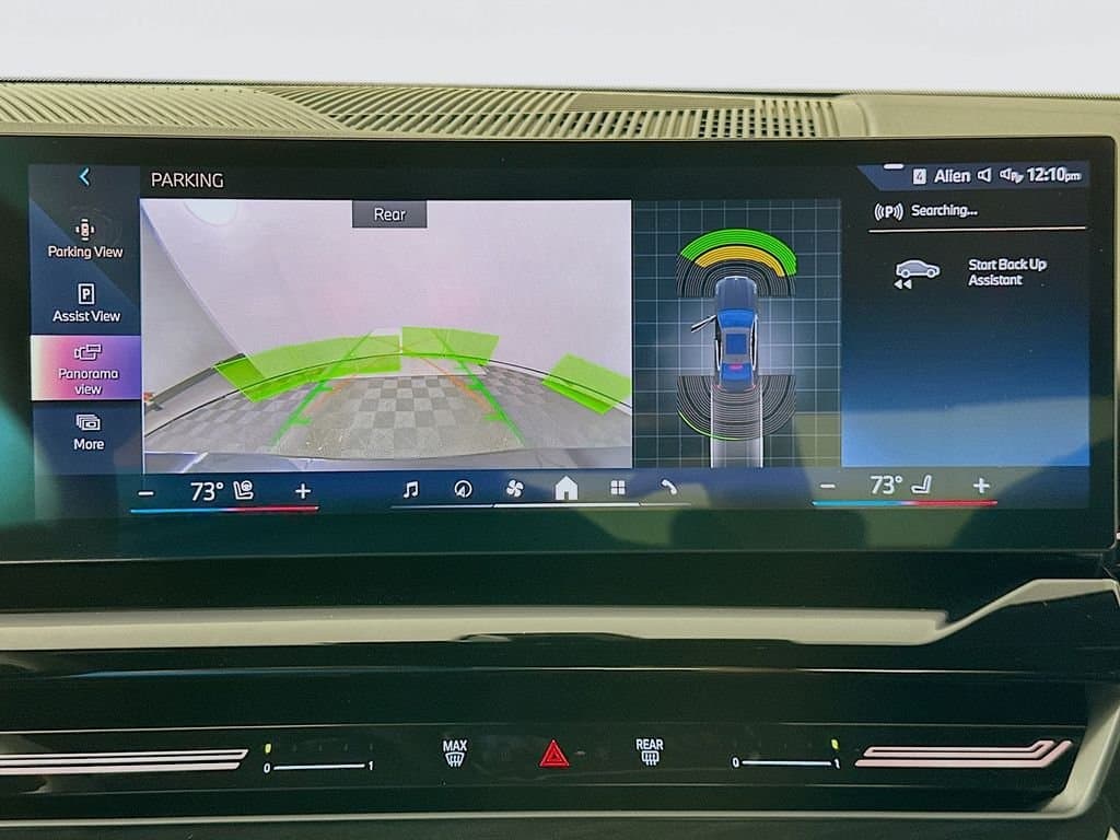 2025 BMW 5 Series - Image 14