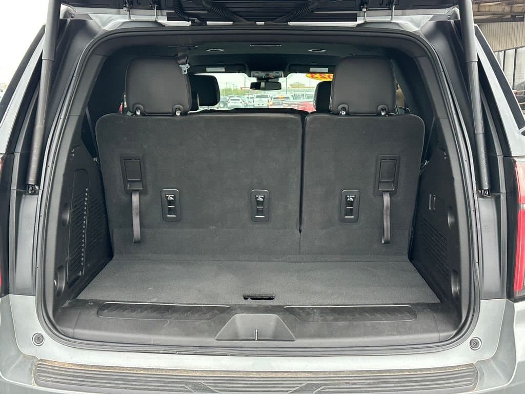 2023 Chevrolet Tahoe - Image 30