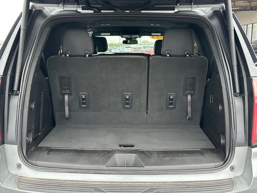 2023 Chevrolet Tahoe - Image 30